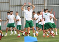 Bursaspor'da Necid Ve Kembo Yeniden Takıma Döndü