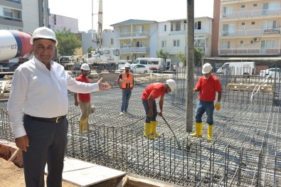 Çiğli'de Uğur Mumcu Semt Merkezi'nin Temeli Atıldı