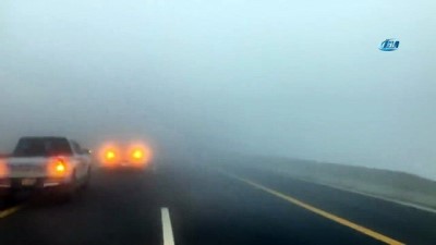 Suudi Arabistan'ın El-Namas Kenti Yoğun Sise Teslim Oldu