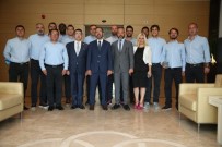 VOLEYBOL TAKIMI - Bakan Kasapoğlu, Şampiyon Üniversitelileri Makamında Ağırladı