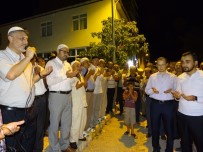 MUSTAFA ARDA - Hisarcık'ta Hac Kafilesi Kutsal Topraklara Dualarla Uğurlandı