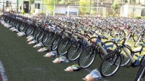 HILMI DÜLGER - Kilis'te Çocukların Bisiklet Sevinci