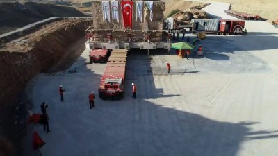 Tarihi Artuklu Hamamı Yerine İndiriliyor