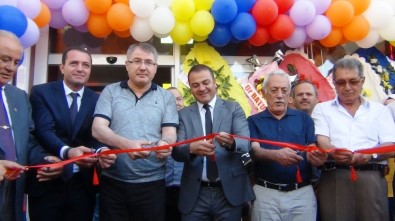 Erciş'te Aile Eğlence Merkezi Törenle Hizmete Açıldı