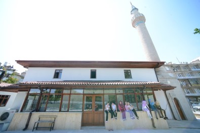 Kadı İzzettin Cami Restorasyonu Tamamlandı