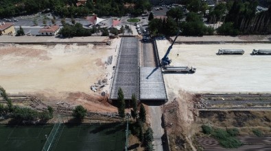 Karşıyaka Köprü İnşaatı Çalışmalarında Sona Yaklaşıldı
