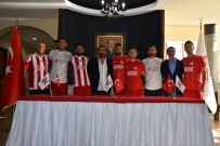 Sivasspor Yeni Transferlerini Tanıttı