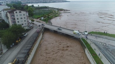 Tabakhane Köprüsü Trafiğe Açıldı
