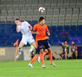 UEFA Avrupa Ligi Açıklaması Medipol Başakşehir Açıklaması 0 - Burnley Açıklaması 0 (İlk Yarı)