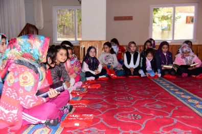 Zorkun Camii'nde Kur'an-I Kerim Okuma Yarışması