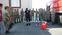 ASKERİ İTFAİYE - İtfaiye'den Askerlere Yangın Söndürme Eğitimi