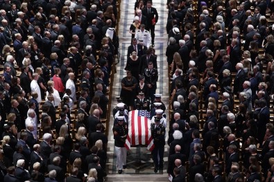 Senatör Mccain'in Cenaze Töreni Düzenlendi