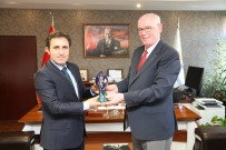 HIKMET ÇETIN - Kazım Kurt'tan Hikmet Çelik'e Ziyaret