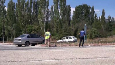Kütahya'da İki Otomobil Çarpıştı Açıklaması 8 Yaralı