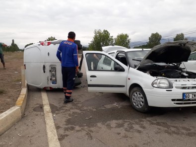 Tokat'ta Trafik Kazası Açıklaması 1 Ölü, 3 Yaralı