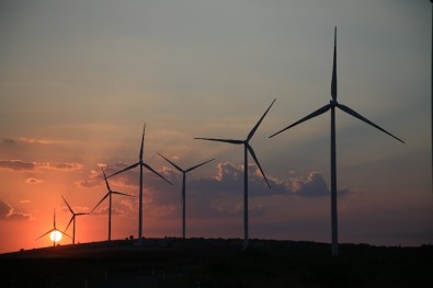 13 Yerli Enerji Santrali İçin Akfen'e EBRD'den Dev Kredi