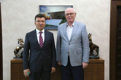 Şahin'den Kazım Kurt'a Veda Ziyareti