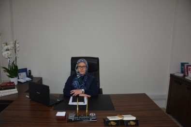 Sinop'un İlk Bayan Müftü Yardımcısı Görevine Başladı