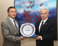 SÜLEYMAN KAMÇI - Vali Süleyman Kamçı'dan ERÜ Rektörü Çalış'a Ziyaret