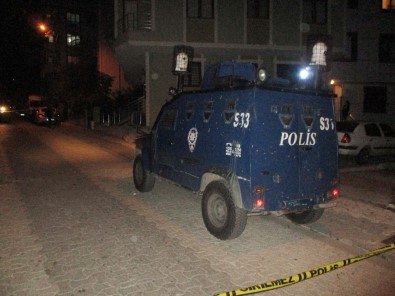 Ataşehir'de El Bombasına Benzer Cisim Polisi Alarma Geçirdi