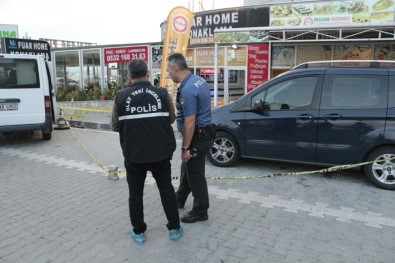 İstanbul'da Silahlı Kavga Açıklaması 1'İ Ağır 3 Yaralı