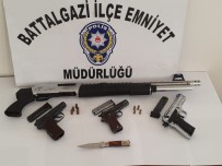 RUHSATSIZ SİLAH - Malatya'da Huzur Uygulaması