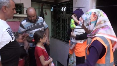 Yangında Kızlarını Kaybeden Suriyeli Aileye Belediye El Uzattı