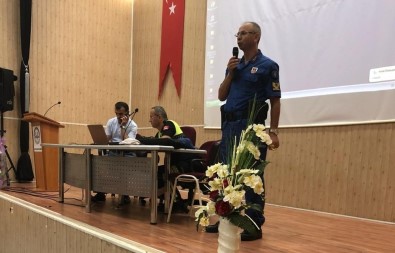 Bafra'da Öğretmenlere Verilen Eğitim Semineri Sona Erdi