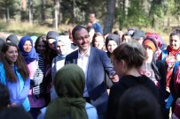MİLLİ SPORCULAR - Bakan Kasapoğlu'ndan Gençlik Kampı'na Sürpriz Ziyaret