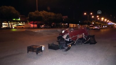 Kaza Yapan Otomobil Elektrikli Bisiklete Çarptı Açıklaması 1 Yaralı