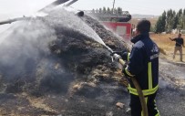 İTFAİYE ARACI - Özalp İlçesinde Bin Bağ Ot Ve 8 Ton Saman Yandı