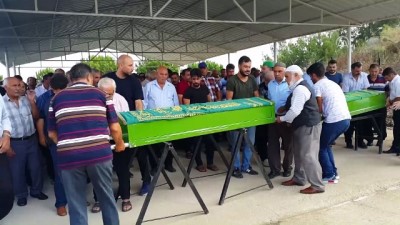 Almanya'da Trafik Kazasında Ölen Baba İle Kızı Toprağa Verildi