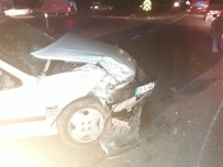 Kırıkkale'de İki Ayrı Trafik Kazasında 11 Kişi Yaralandı