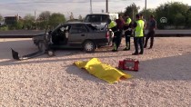 SELİM IŞIK - Konya'da Otomobil İle Minibüs Çarpıştı Açıklaması 2 Ölü, 3 Yaralı