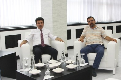 ÜAK Genel Sekreteri Göktaş'tan Rektör Karacoşkun'a Ziyaret