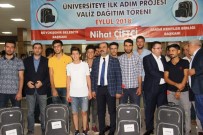 SÜTÇÜ İMAM ÜNIVERSITESI - Üniversiteye İlk Adımı Atan 400 Öğrenciye Valiz Hediyesi