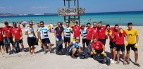 SOKAK KÖPEĞİ - Dünya Temizlik Günü'nde Çeşme Plajları Temizlendi