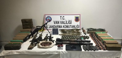 Gürpınar'da PKK Operasyonunda Bir Terörist Yakalandı