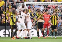 MANCHESTER - Manchester United Watford'un Yenilgisizliğine Son Verdi