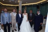 OĞUZHAN BULUT - Vali Çakacak, Şehit Fatih Dalgıç'ın Kız Kardeşinin Düğün Törenine Katıldı