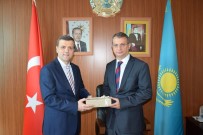 SİYASAL BİLGİLER FAKÜLTESİ - Ahmet Yesevi Üniversitesinde Rektör Vekili Devir Teslimi Yapıldı