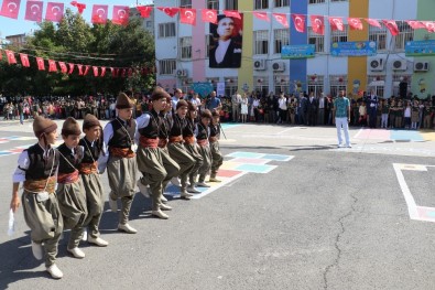 Diyarbakır'da Ders Zili Zılgıtla Başladı
