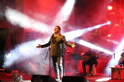 Köroğlu Festivali Kubat konseriyle sona erdi