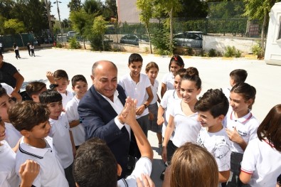 Başkan Hasan Arslan'dan İlk Gün Okul Ziyaretleri