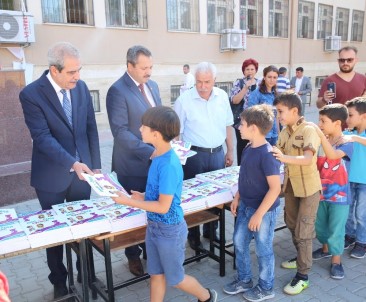 Demirkol, Öğrencilere Desteğini Sürdürüyor