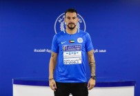 DUBAI - Negredo formayı giydi