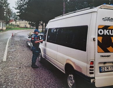 Ordu'da 15 Servis Aracına Ceza Kesildi