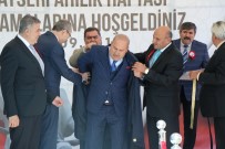 SÜLEYMAN KAMÇI - Yılın Ahisine Kaftanı Giydirildi