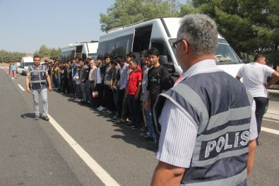 Adana'da 49 Kaçak Göçmen Yakalandı