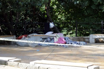 Beşiktaş'ta Madde Bağımlısı Olan Erkek Şahıs Parkta Ölü Bulundu